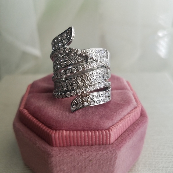 Swarovski Elements 925 Sterling Silver Contemporary Statement Ring NEW - Picture 10 of 13